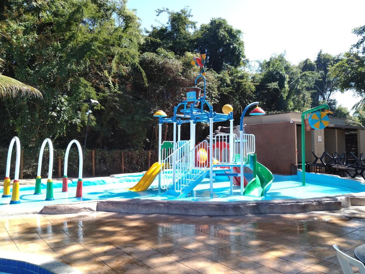 Aldeia Do Lago: Lakeside Retreat With Aqua Park And Ev Charging