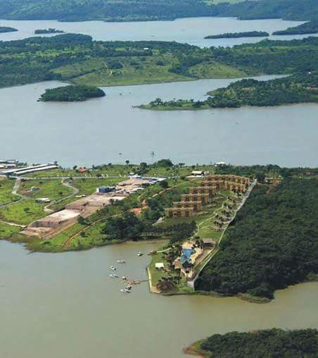Aldeia Do Lago: Lakeside Retreat With Aqua Park And Ev Charging *