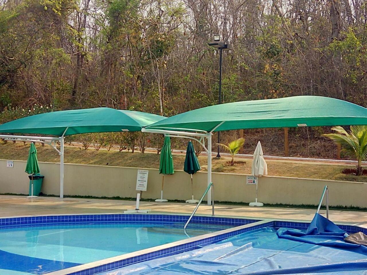 Aldeia Do Lago: Lakeside Retreat With Aqua Park And Ev Charging Caldas Novas