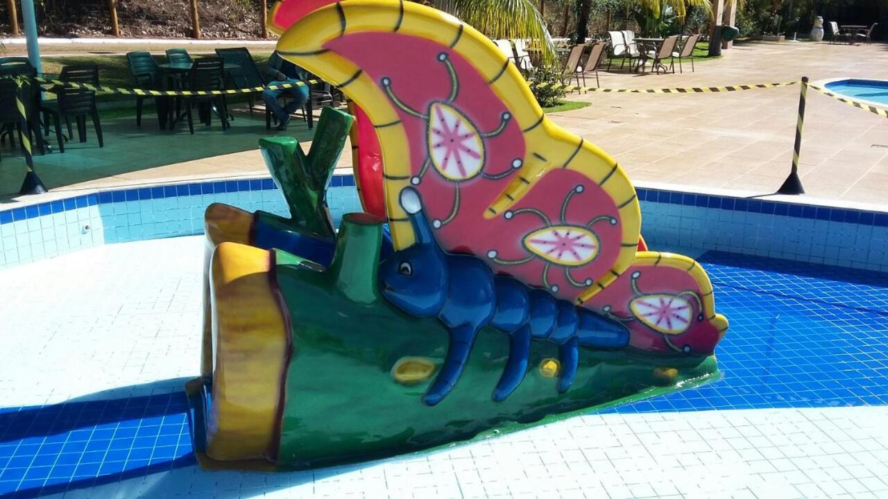 Aldeia Do Lago: Lakeside Retreat With Aqua Park And Ev Charging