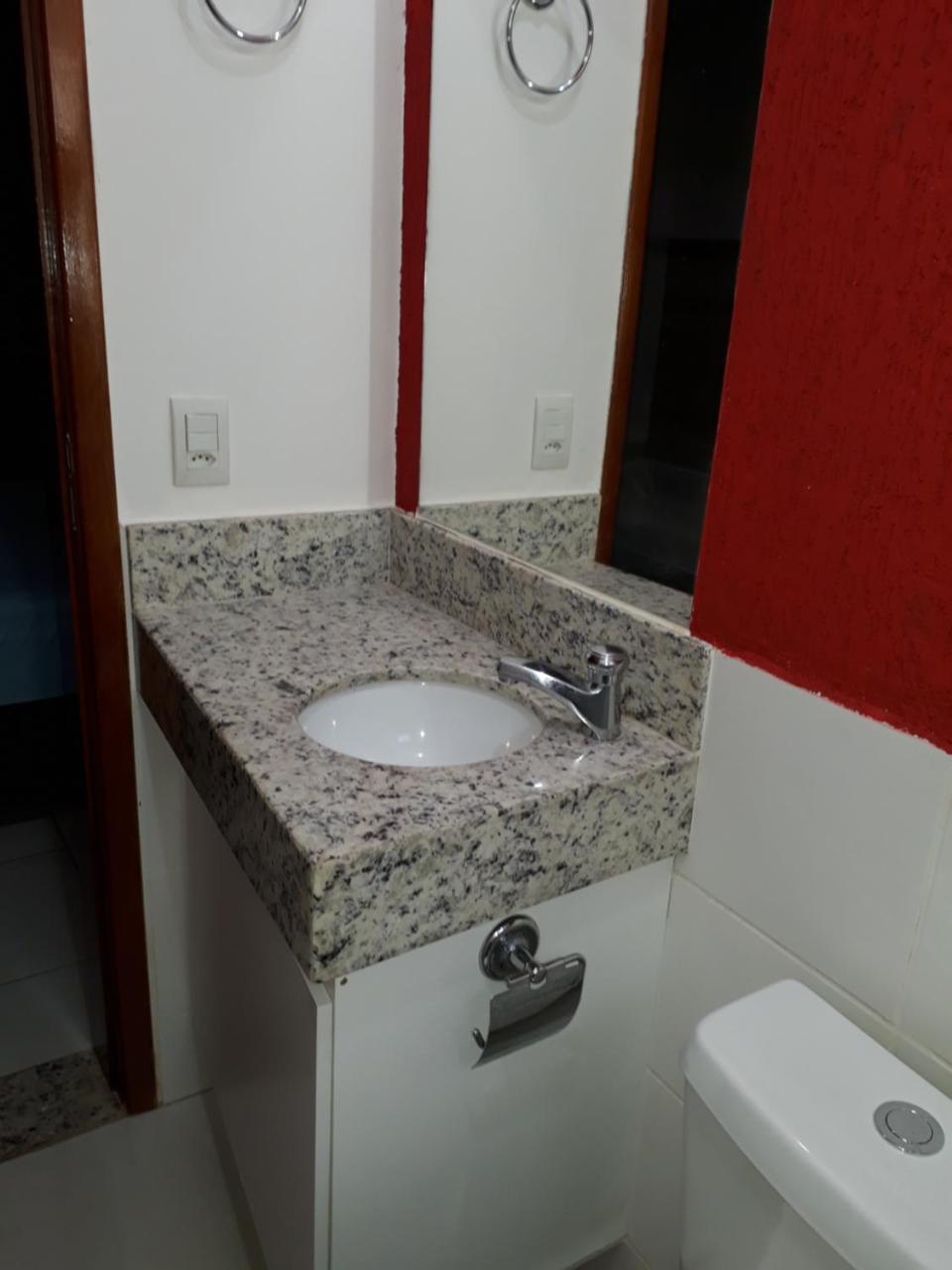 Apartment Aldeia Do Lago: Lakeside Retreat With Aqua Park And Ev Charging Caldas Novas