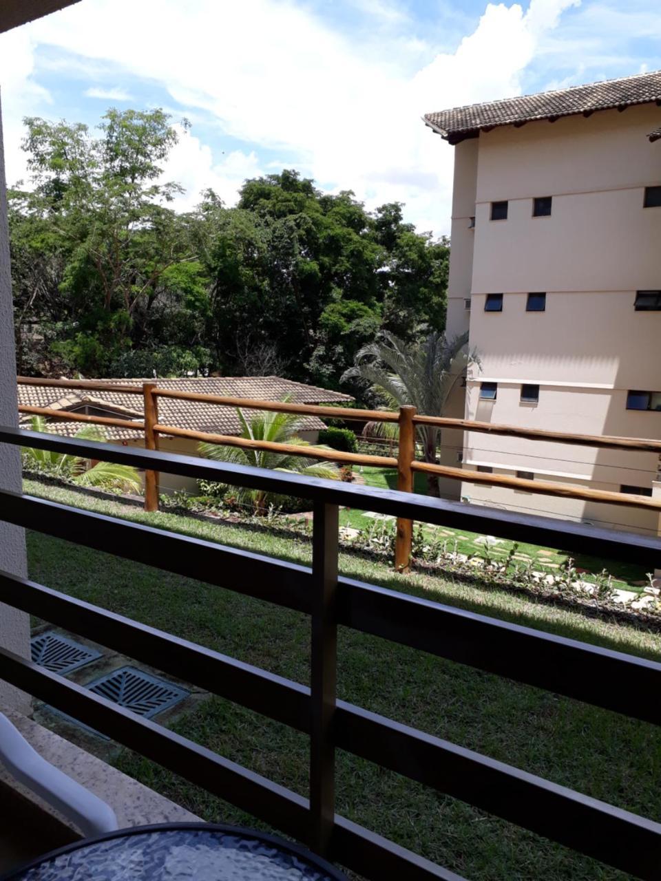 Aldeia Do Lago: Lakeside Retreat With Aqua Park And Ev Charging Apartment
