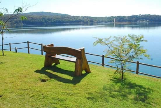 Apartment Aldeia Do Lago: Lakeside Retreat With Aqua Park And Ev Charging *