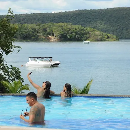 Aldeia Do Lago: Lakeside Retreat with Aqua Park and EV Charging Caldas Novas Exterior photo